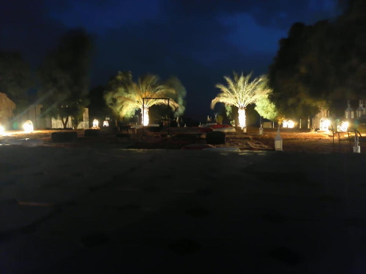 Erg Chebbi Sahara Camp Hotel Merzouga Eksteriør billede