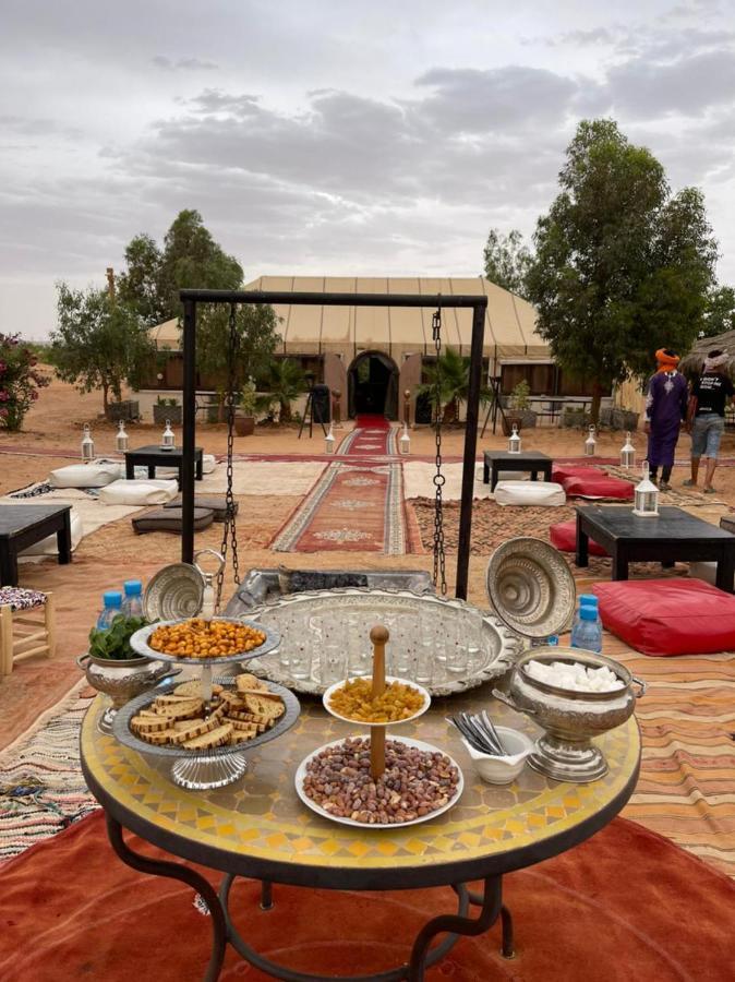 Erg Chebbi Sahara Camp Hotel Merzouga Eksteriør billede