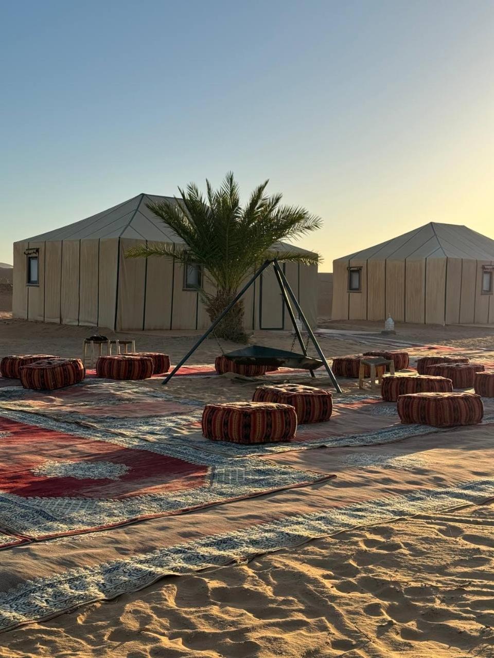 Erg Chebbi Sahara Camp Hotel Merzouga Eksteriør billede